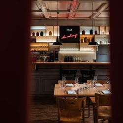 Darling Restaurant 468332