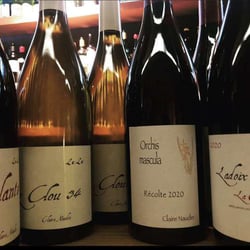 Le vin rouge Maître Cavista 587554