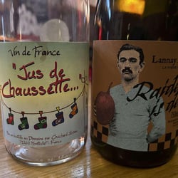Le vin rouge Maître Cavista 587557