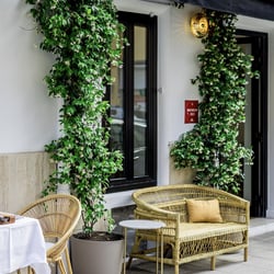 Les Agitateurs 752928