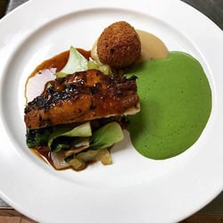 Montcalm Restaurant 36476