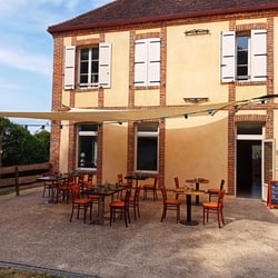 Ooli Restaurant 776616