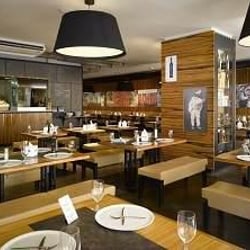 Pizza Nuova Restaurant 225416