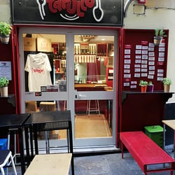 Tapullo Street Genova 676295