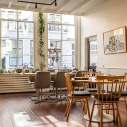 Vert restaurant 546806