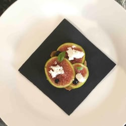 Vesta Taberna 208641