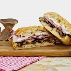Delicatessen in Drogheria 234435
