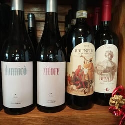 Wallace’s Taverna 87728
