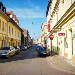 Zazie Bistro 11106