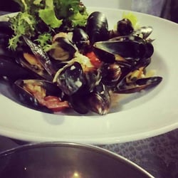 Zazie Bistro 11109