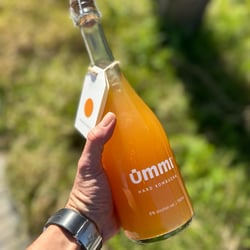 BERNAT’S Wine Warehouse 757526