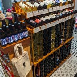 Black Sheep Market 611174