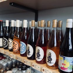 Highlands Liquor 472817
