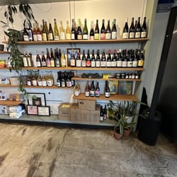 Kaimuki Storeroom 701605
