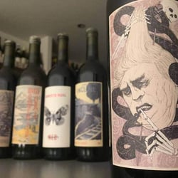 R the wine shop 51634