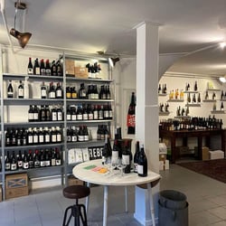 Rebel Wines 565924