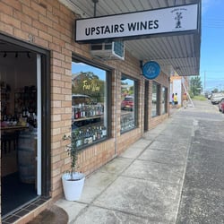 Upstairs wines 744079