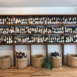 Upstream Wine & Spirits 206801