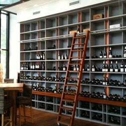 V. Marchand de Vins 8045