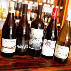 Vanderbilt Wine Merchants 2460