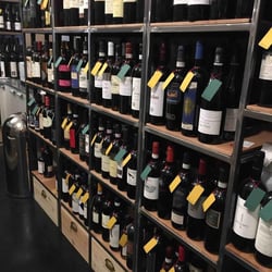 Vino e Dintorni Enoteca 225930