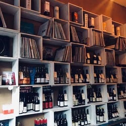 Vinyl Wine 234903