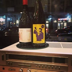 Vinyl Wine 234907