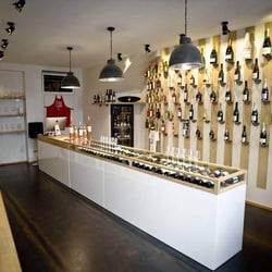 Wine Shop 6831