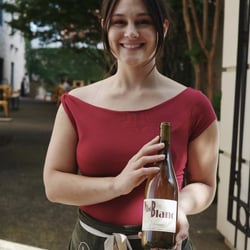 Golden Age Wine Garden 934819