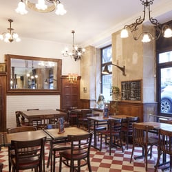 Brasserie Les Buttes Chaumont 1296619