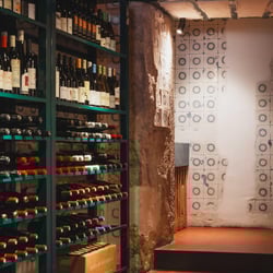 Parra Wine Bistro 1297938