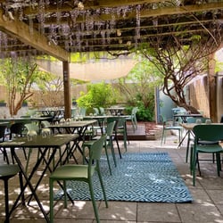 Le patio des Carmes 960373