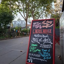 L’HERBE ROUGE 909596