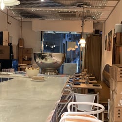 RUUUTS WINE BAR 840076