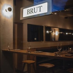 BRUT bistro 950530
