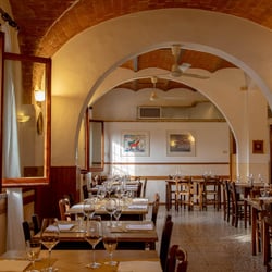 Collebrunacchi Ristorante B&B 843393