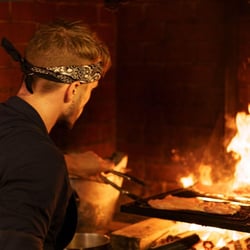 Cucina Itameshi 907071