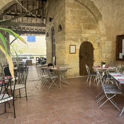 Restaurant La Halle 943802