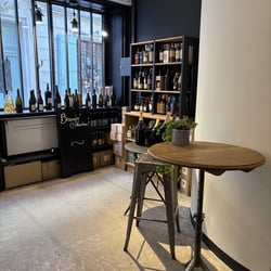 cave Nostradamus 868216