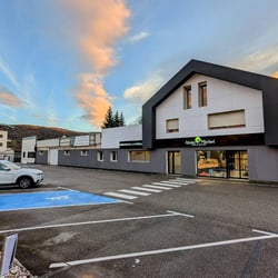 CREMERIE CAVE A VIN DE LA MANDALLAZ 925075