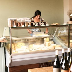 DOLIA / Cave à vins et produits fermiers 935072