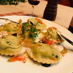 Au Coin des Pucelles bar et restaurant Strasbourg Raisin Au Coin des Pucelles bar et restaurant Strasbourg Raisin