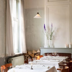 Meteor Restaurant 689368