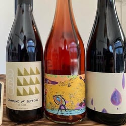 Molly’s Bottle Shop 204042