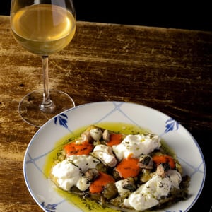 Berenjena A La Llama Con Burrata Y Caballa Soasada - Marinero bistró - 950193