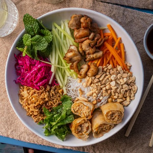 Bo Bún Ginger Chicken - STREET CHOW - 863373