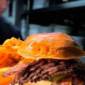 Brisket Beef Angus Burger - Café Paulette - 1356469