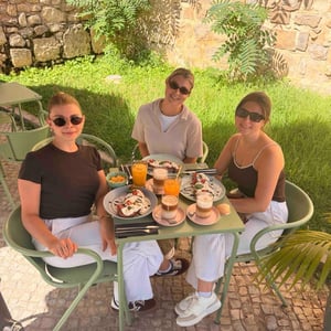 Brunch - Bago Wine Bar - 1375807