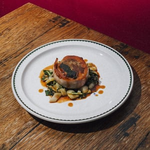 Coniglio Servito Arrosto Col Suo Pieno - Osteria Anice Stellato - 1304859