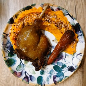 Cuisse De Canard Confite Igp, Écrasé De Patate Douce, Carotte Rôtie - La Cuisine Des Halles - 1393902